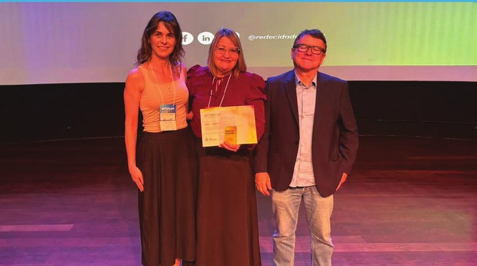 Cerimônia de entrega do Prêmio Prefeito Inovador — projeto com tecnologia Copera reconhecido na categoria Projetos Inovadores na Gestão Pública